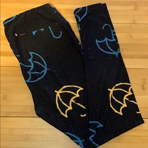 Tall and curvy lularoe leggings